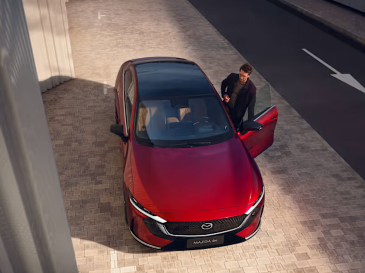 Mazda 6e