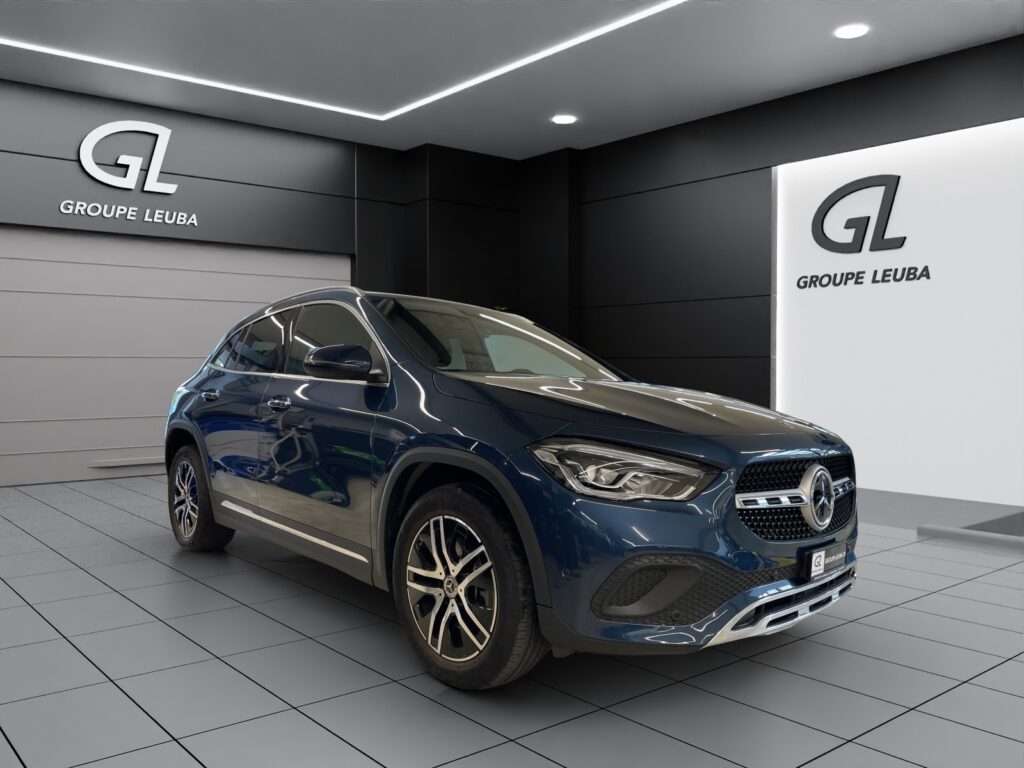 GLA 220d 4Matic Progressive 8G-DCT